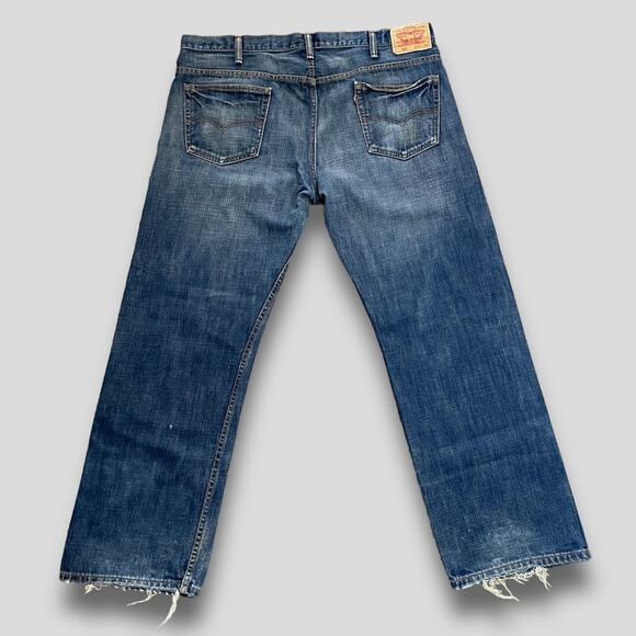 LEVI'S MENS JEANS 100 COTTON 569 LOOSE STRAIGHT LEG BLUE JEANS SIZE 40 X 32 - Picture 2 of 7